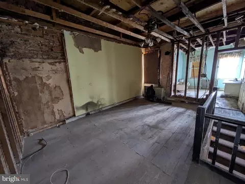 1348 James St, Baltimore, MD 21223 photo 4