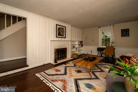 Living - 5815 Lochlea Rd, Baltimore, MD 21209 photo 1 of 5
