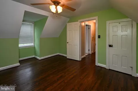 Bedroom - 5815 Lochlea Rd, Baltimore, MD 21209 photo 5 of 8