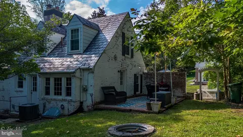 Exterior - 5815 Lochlea Rd, Baltimore, MD 21209 photo 6 of 9