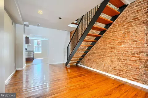 Entry Way - 2519 Fleet St, Baltimore, MD 21224 photo 1 of 3