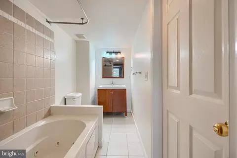 Bath - 2519 Fleet St, Baltimore, MD 21224 photo 1 of 5