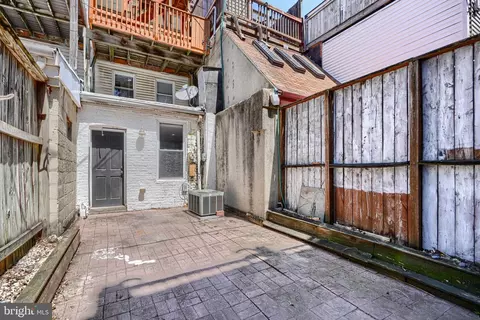 Exterior - 2519 Fleet St, Baltimore, MD 21224 photo 4 of 5