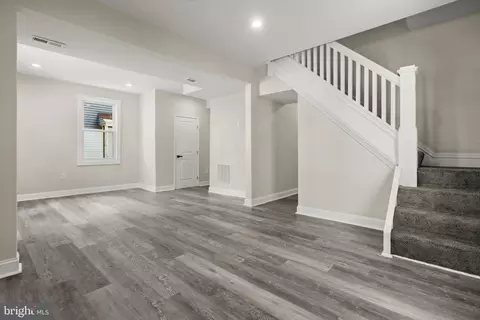 Living - 505 Mccabe Ave, Baltimore, MD 21212 photo 2 of 3