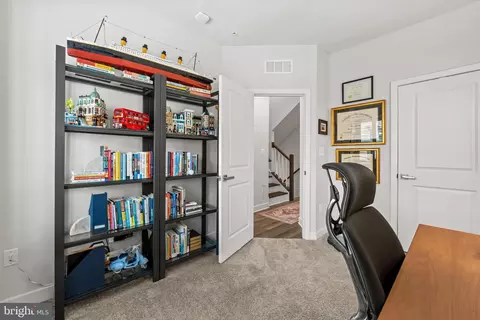 1526 Lowman St, Baltimore, MD 21230 photo 30