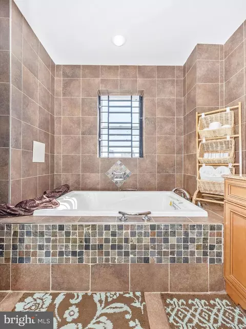 509 Wyeth St, Baltimore, MD 21230 photo 14