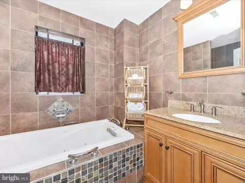 509 Wyeth St, Baltimore, MD 21230 photo 12