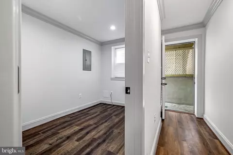 Entry Way - 205 S Gilmor St, Baltimore, MD 21223 photo 13 of 17