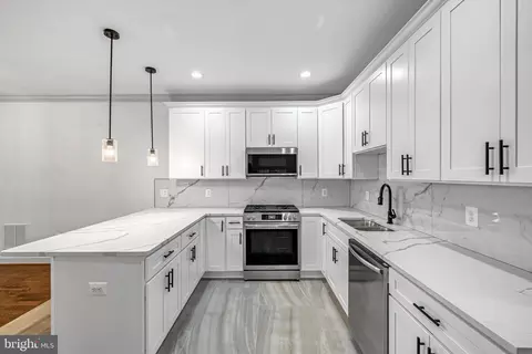 Kitchen - 205 S Gilmor St, Baltimore, MD 21223 photo 5 of 7