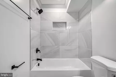 Bath - 205 S Gilmor St, Baltimore, MD 21223 photo 3 of 11