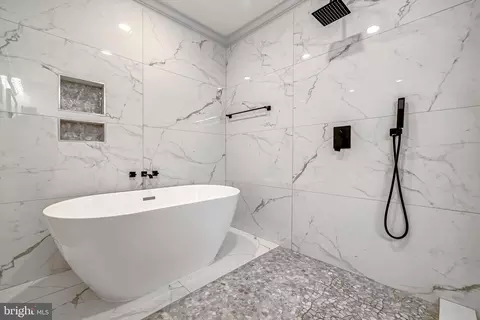 Bath - 205 S Gilmor St, Baltimore, MD 21223 photo 7 of 11