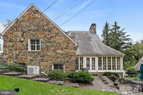 Exterior - 302 Tunbridge Rd, Baltimore, MD 21212 photo 8 of 13