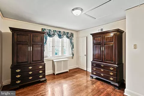 Bedroom - 302 Tunbridge Rd, Baltimore, MD 21212 photo 12 of 12