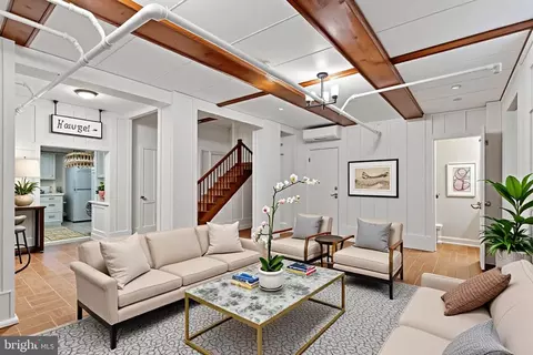 Living - 302 Tunbridge Rd, Baltimore, MD 21212 photo 4 of 4