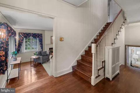 Entry Way - 302 Tunbridge Rd, Baltimore, MD 21212 photo 1 of 4