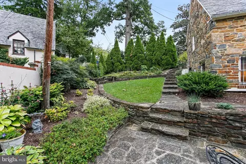 Exterior - 302 Tunbridge Rd, Baltimore, MD 21212 photo 6 of 13