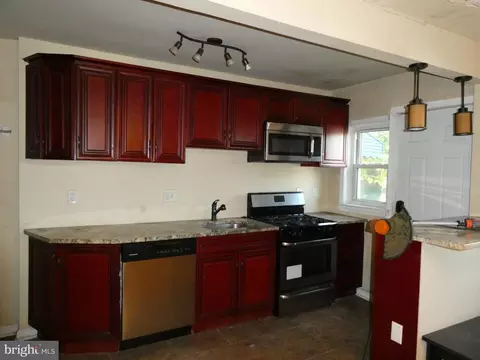 604 Cheraton Rd, Baltimore, MD 21225 photo 5