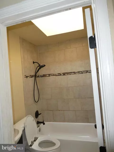 604 Cheraton Rd, Baltimore, MD 21225 photo 6