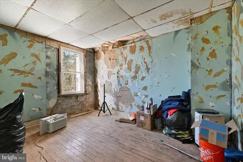 Bedroom - 729 E 37th St, Baltimore, MD 21218 photo 1 of 4