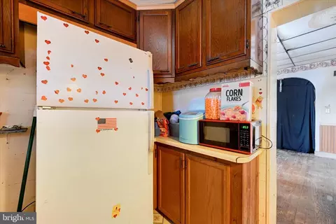 Entry Way - 729 E 37th St, Baltimore, MD 21218 photo 5 of 5