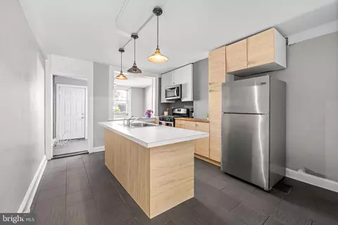 223 Grundy St, Baltimore, MD 21224