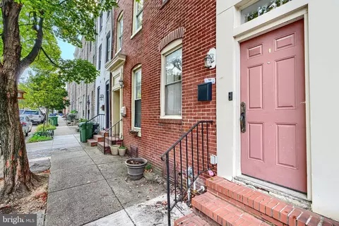 1731 E Pratt St, Baltimore, MD 21231 photo 1