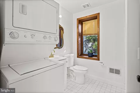 Other - 413 Griffin Ct, Baltimore, MD 21231 photo 7 of 11