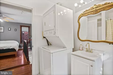Other - 413 Griffin Ct, Baltimore, MD 21231 photo 9 of 11
