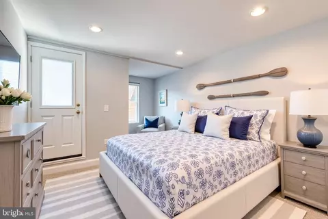 Bedroom - 1514 Covington St, Baltimore, MD 21230 photo 3 of 4