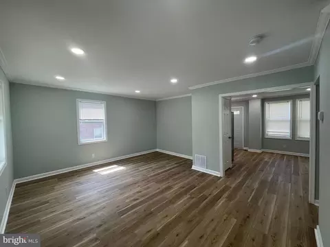 3801 Parkside Dr, Baltimore, MD 21206 photo 3