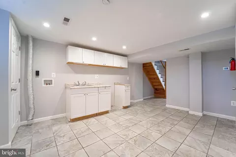 Other - 919 Kevin Rd, Baltimore, MD 21229 photo 10 of 18