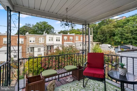 Exterior - 1108 Weldon Ave, Baltimore, MD 21211 photo 3 of 6