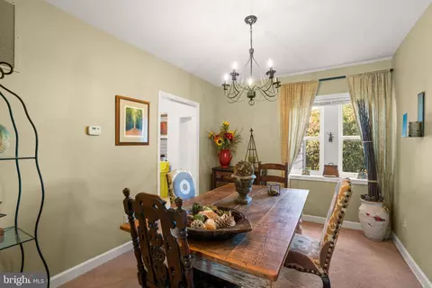 Dining - 1108 Weldon Ave, Baltimore, MD 21211 photo 1 of 3