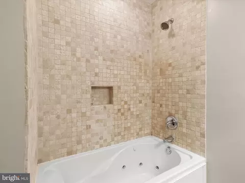 Bath - 201 E Gittings St, Baltimore, MD 21230 photo 4 of 4