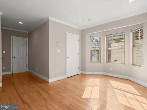 Living - 201 E Gittings St, Baltimore, MD 21230 photo 5 of 7