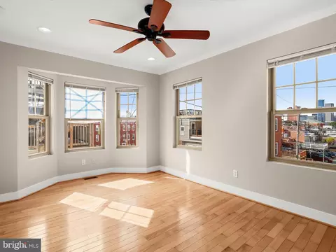 Living - 201 E Gittings St, Baltimore, MD 21230 photo 6 of 7