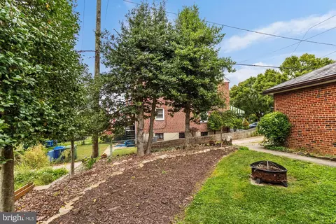 Exterior - 4526 Arabia Ave, Baltimore, MD 21214 photo 7 of 12