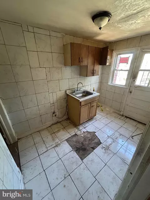 3586 Dudley Ave, Baltimore, MD 21213 photo 8