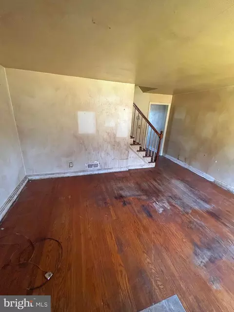 3586 Dudley Ave, Baltimore, MD 21213 photo 2