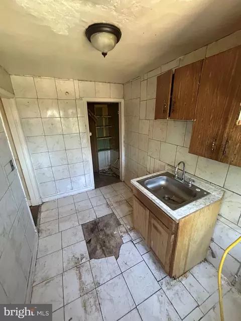 3586 Dudley Ave, Baltimore, MD 21213 photo 10
