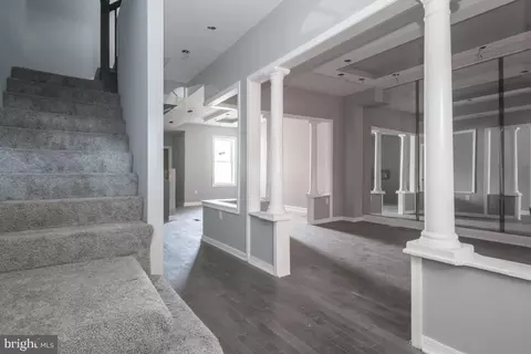 Entry Way - 2814 W Cold Spring Ln, Baltimore, MD 21215 photo 1 of 13