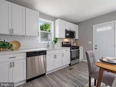 Kitchen - 5107 Anthony Ave, Baltimore, MD 21206 photo 2 of 2