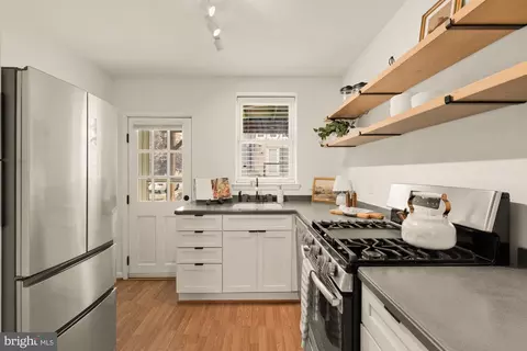 Kitchen - 545 E Gittings St, Baltimore, MD 21230 photo 2 of 4