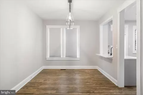 319 Lyndhurst St, Baltimore, MD 21229 photo 11
