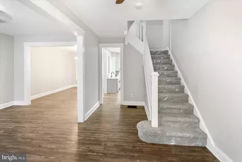 319 Lyndhurst St, Baltimore, MD 21229 photo 6