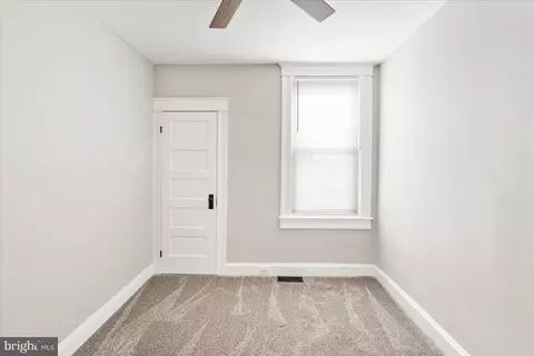 319 Lyndhurst St, Baltimore, MD 21229 photo 28