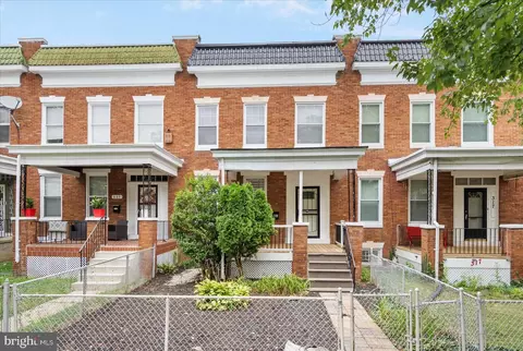 319 Lyndhurst St, Baltimore, MD 21229