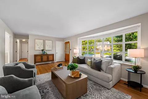Living - 5902 Meadowood Rd, Baltimore, MD 21212 photo 3 of 3