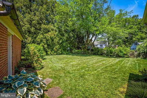 Exterior - 5902 Meadowood Rd, Baltimore, MD 21212 photo 10 of 15
