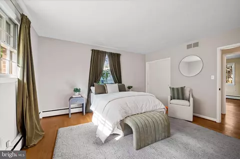 Bedroom - 5902 Meadowood Rd, Baltimore, MD 21212 photo 3 of 13